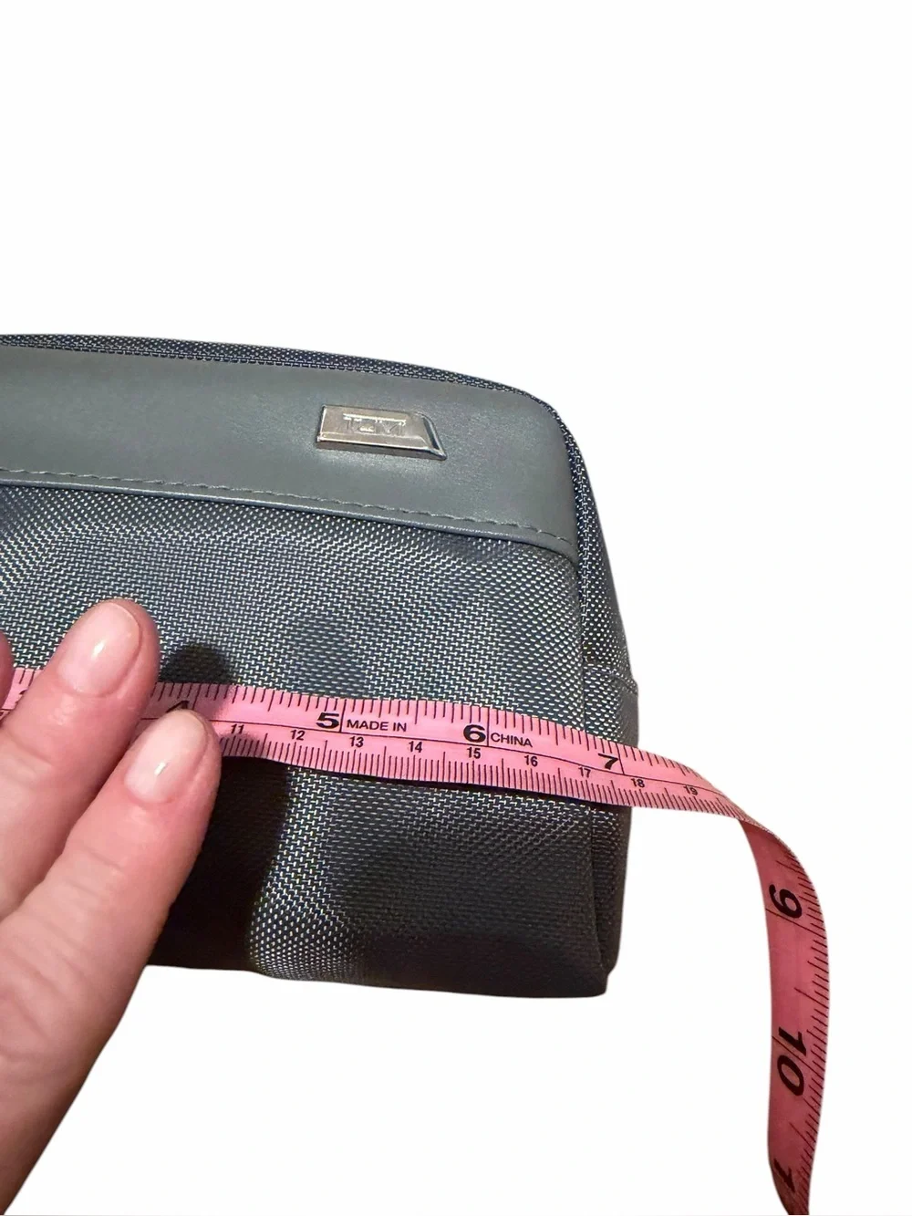 Tumi for Delta One amenity kit. NEW
